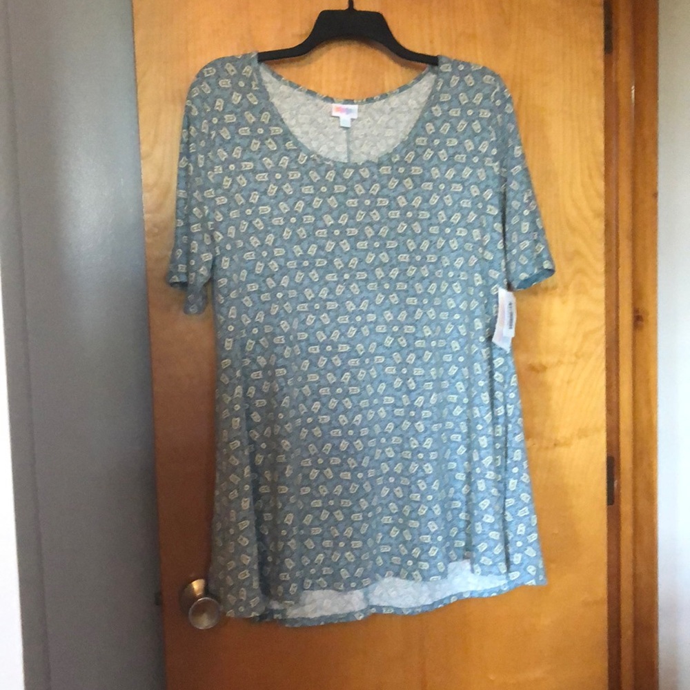 Brand new 2XL perfect tee